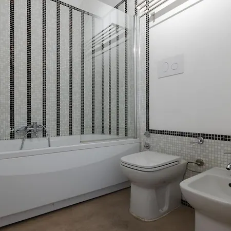 Palazzo Cavarretta - Pinella's And Guest house 3*