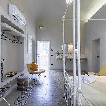 Guest house Palazzo Cavarretta - Pinella's And