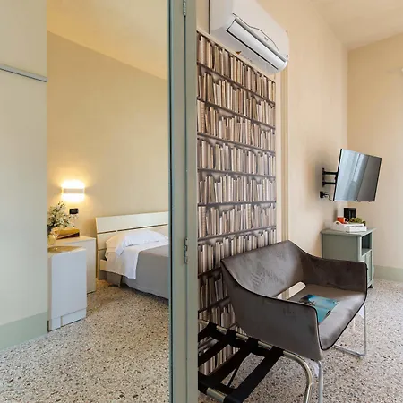 Maison d'hôtes Palazzo Cavarretta - Le Stanze Di Pinella