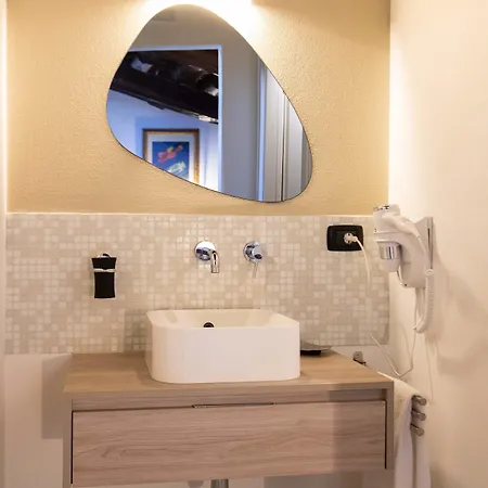 Maison d'hôtes Palazzo Cavarretta - Le Stanze Di Pinella 3*