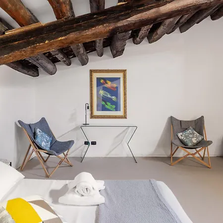 Palazzo Cavarretta - Le Stanze Di Pinella Maison d'hôtes