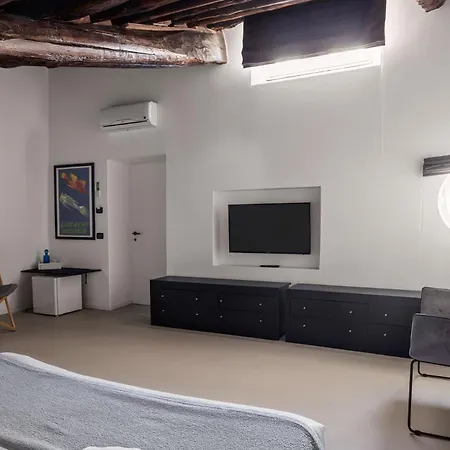 Maison d'hôtes Palazzo Cavarretta - Le Stanze Di Pinella 3*